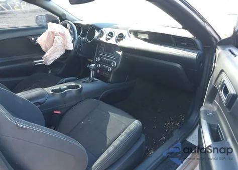 2016 Ford Mustang V6 z USA, uszkodzony, nr VIN 1FA6P8AM4G5205331